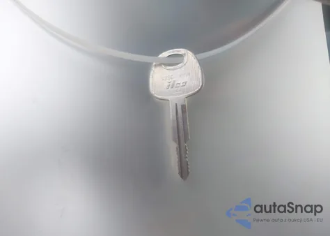 2005 Hyundai Tucson Gl z USA, uszkodzony, nr VIN KM8JM12B15U152653